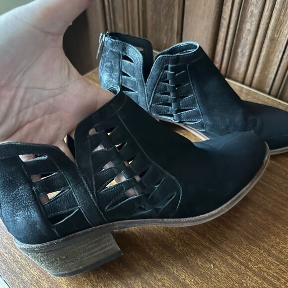 Vince Camuto Black Cutout Ankle Booties - Picture 6 of 7